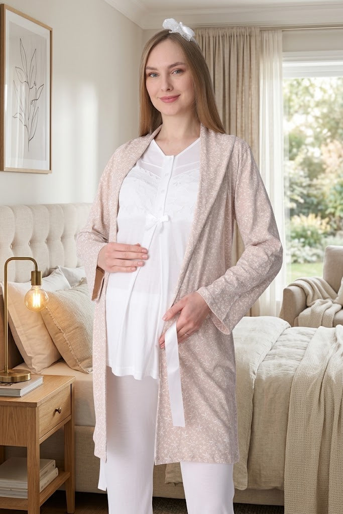 Vizon Ekru Dantel İşlemeli Emzirme Özellikli Desenli Sabahlıklı Lohusa Pijama Takımı-3466