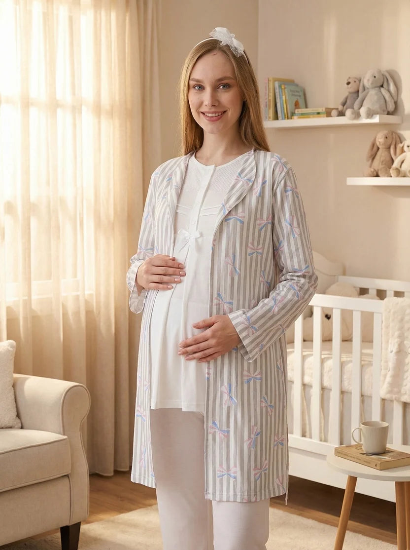 Ekru Kısa Kollu Emzirme Özellikli Çiçek Desenli Sabahlıklı Lohusa Pijama Takımı-3460